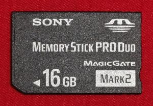 SONY Memory Stick Pro DUO 16 GB за ПСП / PSP